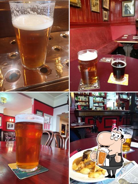 Old Swan Inn (aka Ma Pardoe’s)