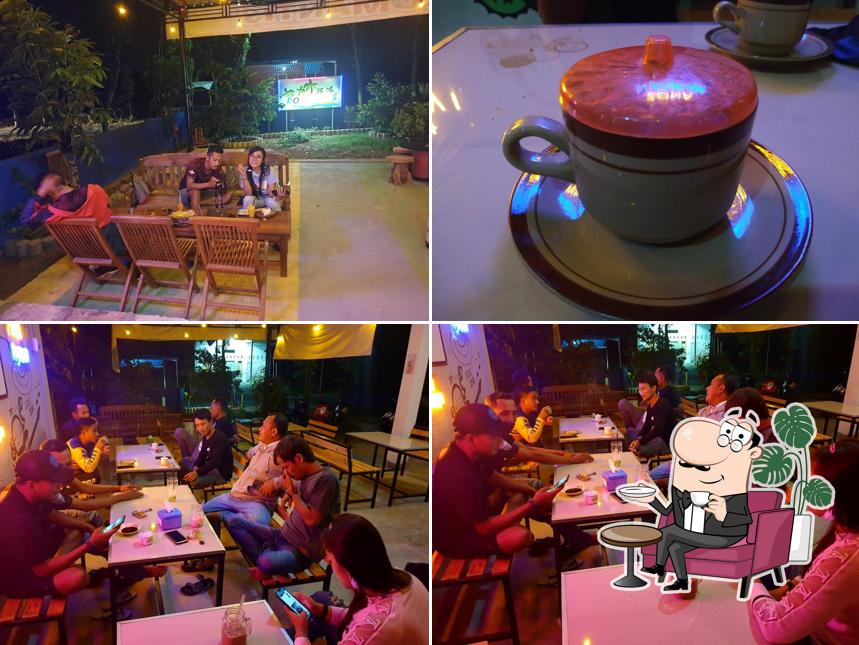 Romantis Cafe & Resto