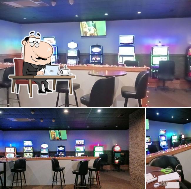 The Islander Lounge