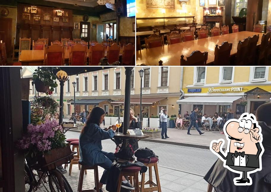 Интерьер "The Black Swan"