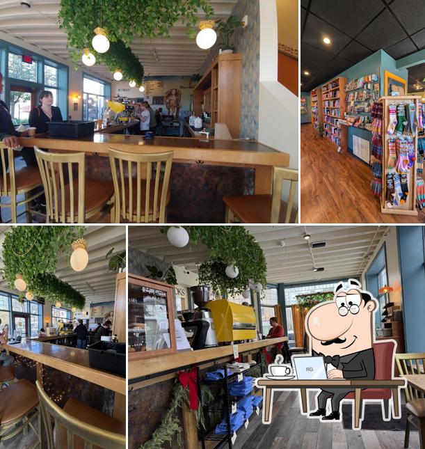 The Siren and The Sea: Books and Coffee