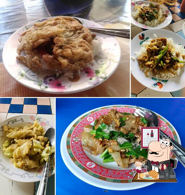 ร้านเจ๊อ๋อย ลุงหมึก อาหารตามสั่ง 10 บาท