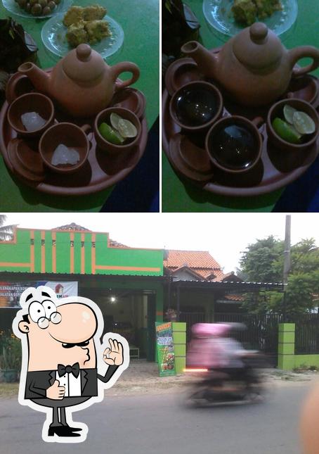 Lesehan Pondok Hijau