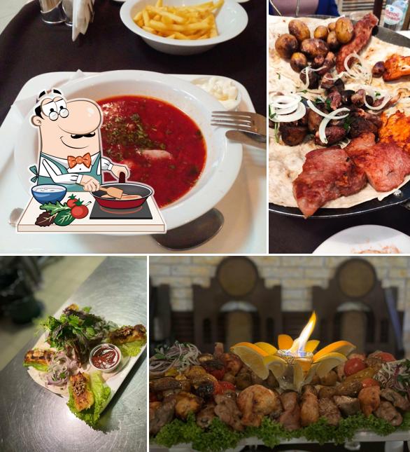 Курица с соусом карри в "Очаге"