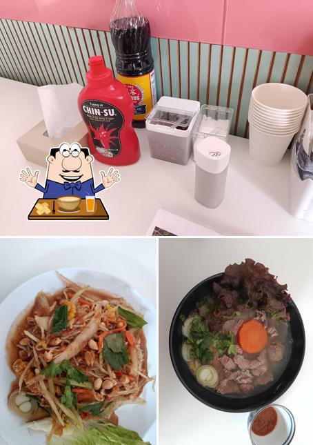 豚肉と牛肉のラーメン ភូមិគុយទាវខគោ