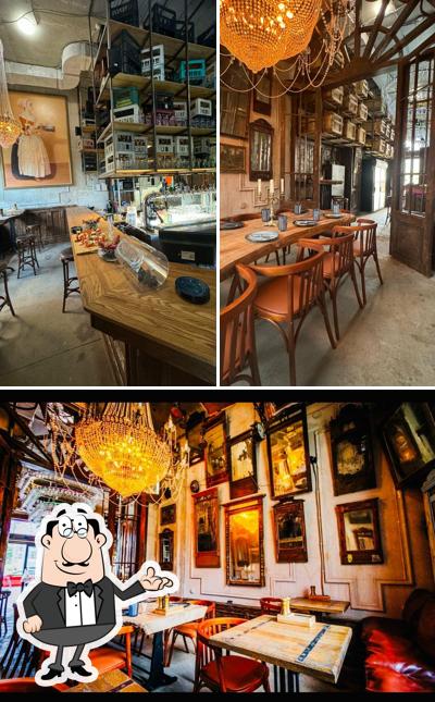 Посмотрите на внутренний интерьер "Он пришел…"