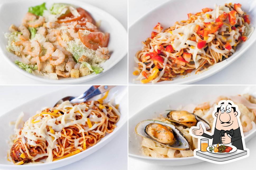 Еда в "Пиццерии Пикколо"