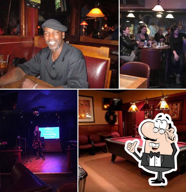 Dockers Karaoke Pub