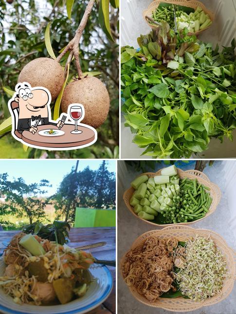 ร้านครัวป่าโหนดขนมจีนเส้นสด
