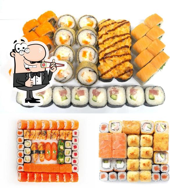 Попробуйте суши в "Рис и Тесто"