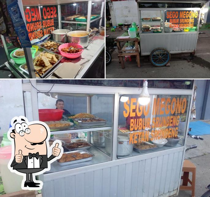 Warung Lesehan Nasi Megono Mbak Rokhimah