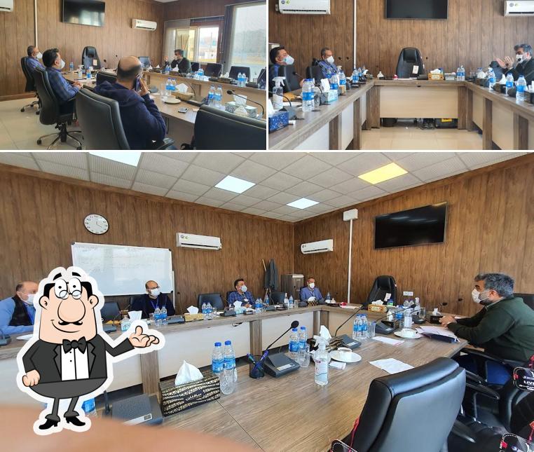 رستوران ایرانی لبنانی
