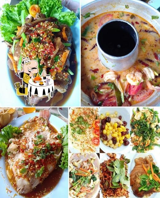 ครัวกานดาโต๊ะจีน ตลาดป่าโมก