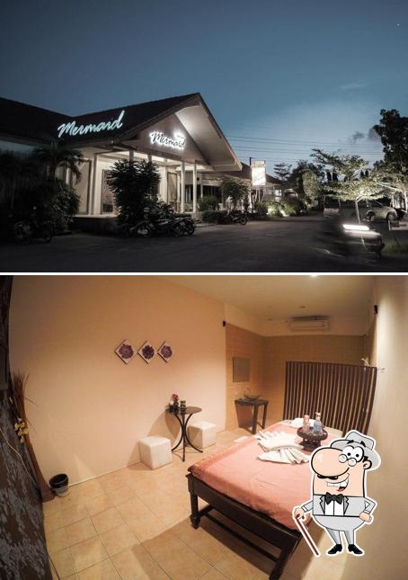 Mermaid Pub Lounge & Massage
