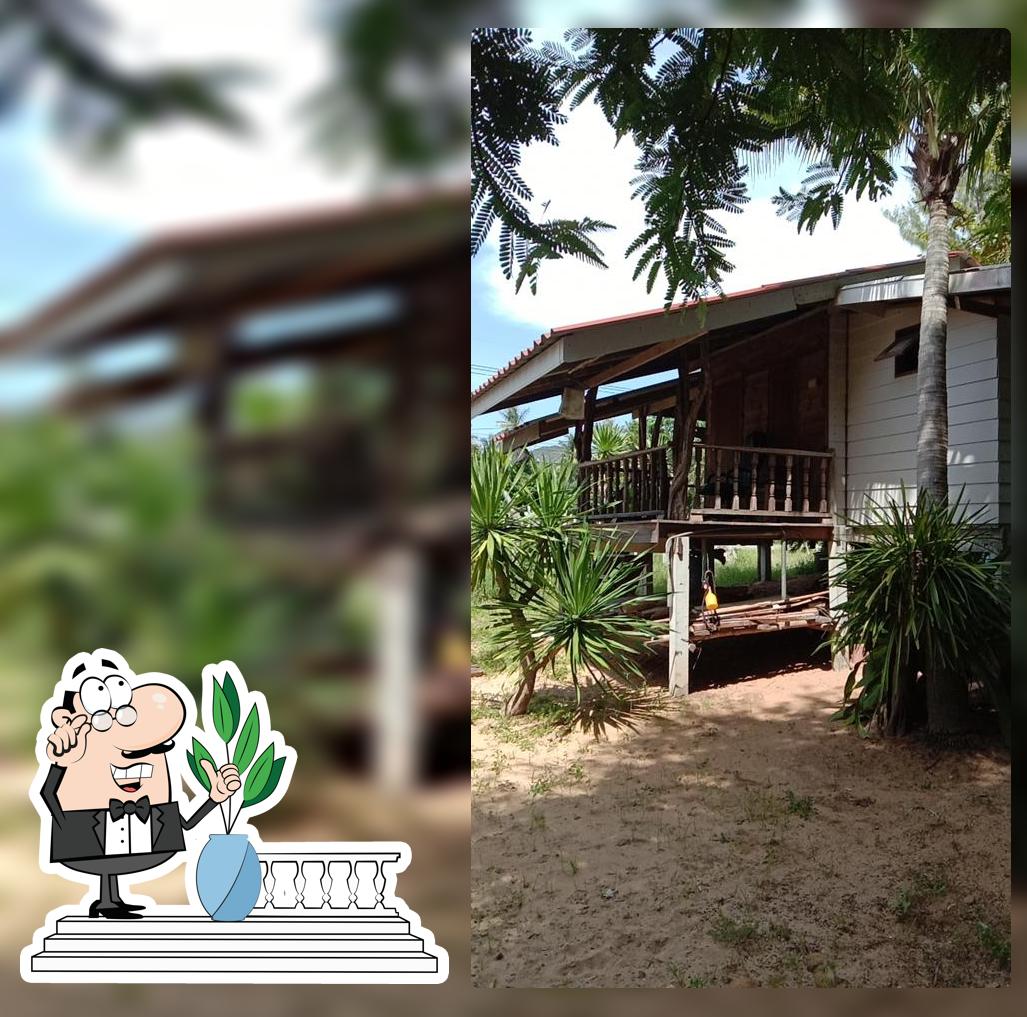 ร้านป้าทม​ ก๋วยเตี๋ยว​หมูน้ำแดง