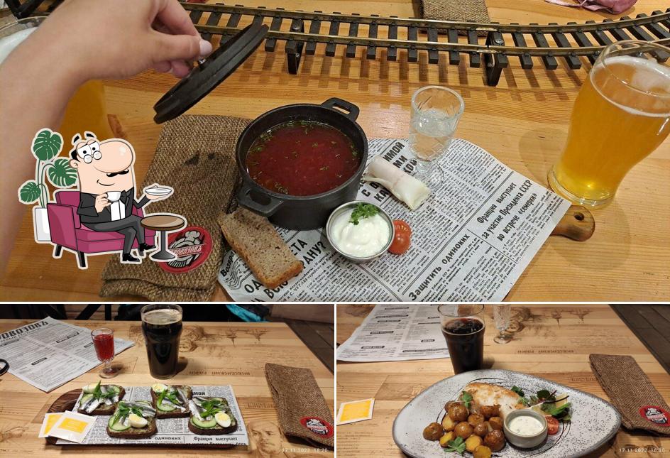 Посмотрите на внутренний интерьер "Ресторана "Паровозова""