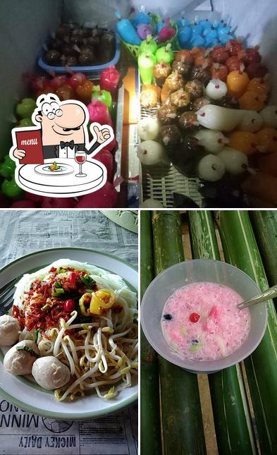 ร้านก๋วยเตี๋ยวหมูตุ๋นบ้านแม่เกี่ยม