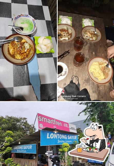 LONTONG SAYUR