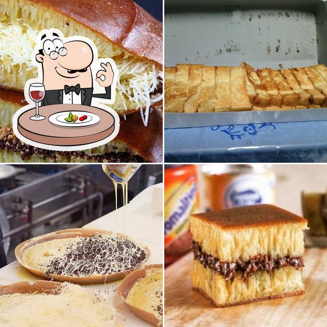 ROTIBAKAR DAN MARTABAK HOLLANS