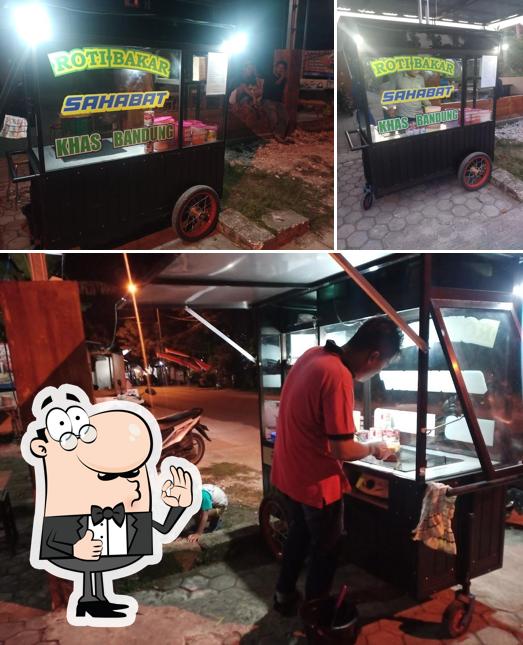 Roti Bakar SAHABAT*⁹ Khas Bandung