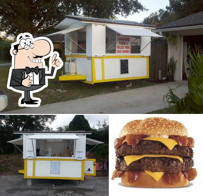 Buzz Munchie Grill