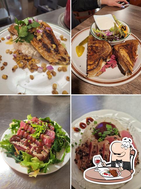 Woody's Bar & Grill