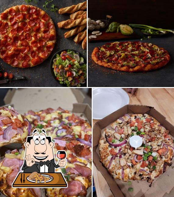 Round Table Pizza Clubhouse