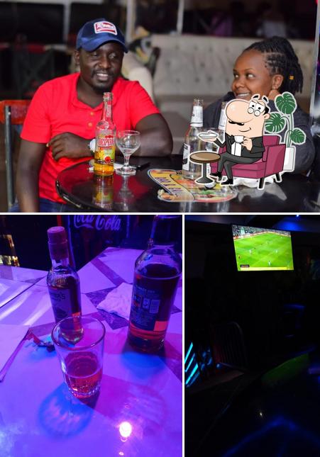 Plutox Bar & Grill