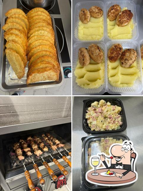 Вкусный дворик