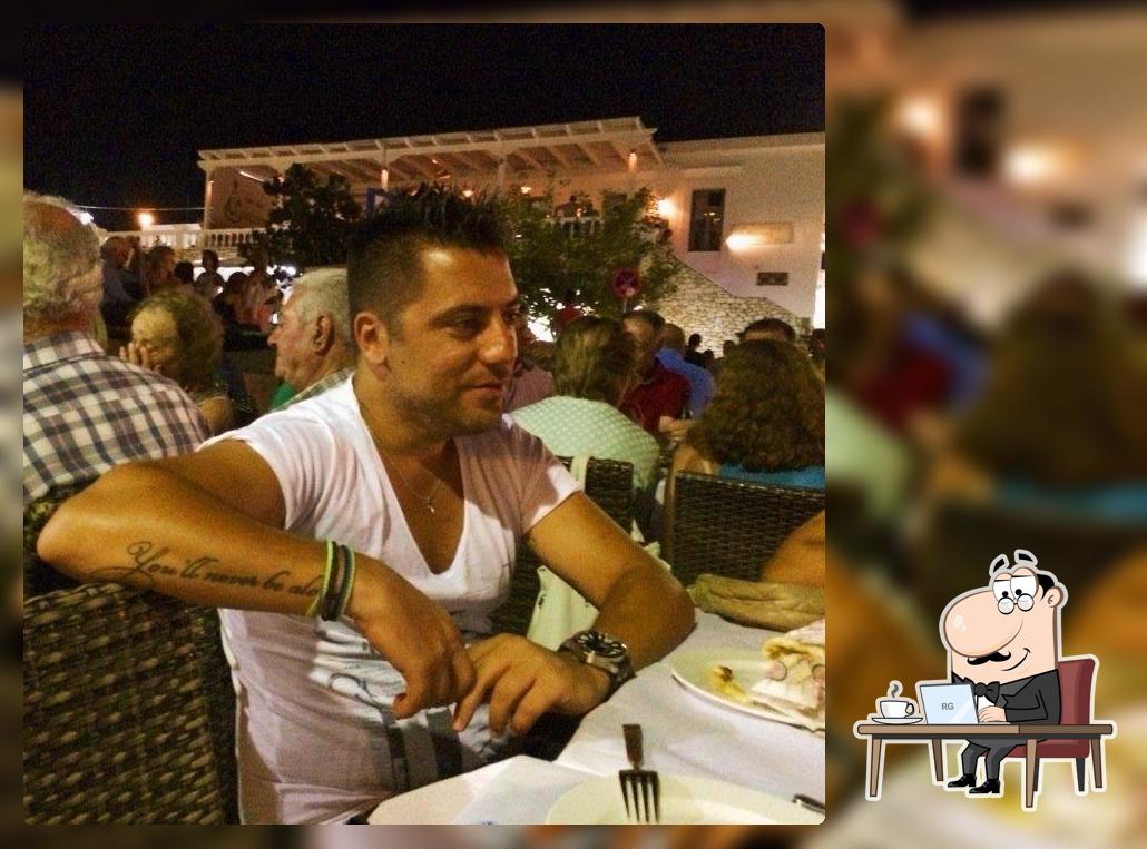 Σουβλάκια Η Πόπη
