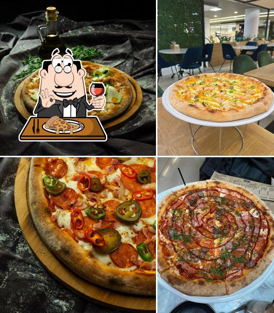 Попробуйте пиццу в "8956 Moscow City"