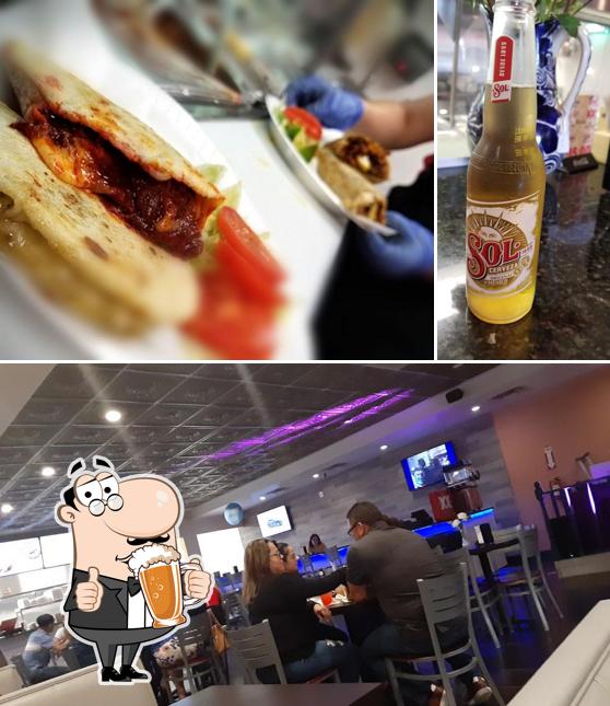 Los Abuelos Restaurant & Bar