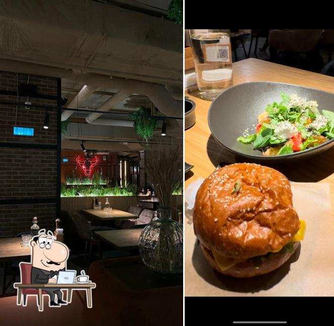 Посмотрите на внутренний интерьер "The Бык"