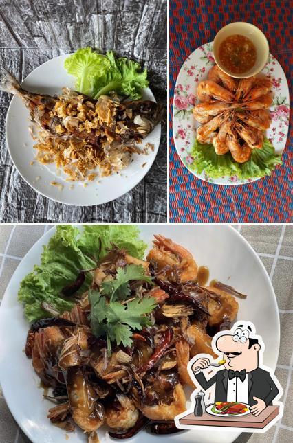ร้านอาหารร่มโพธิ์