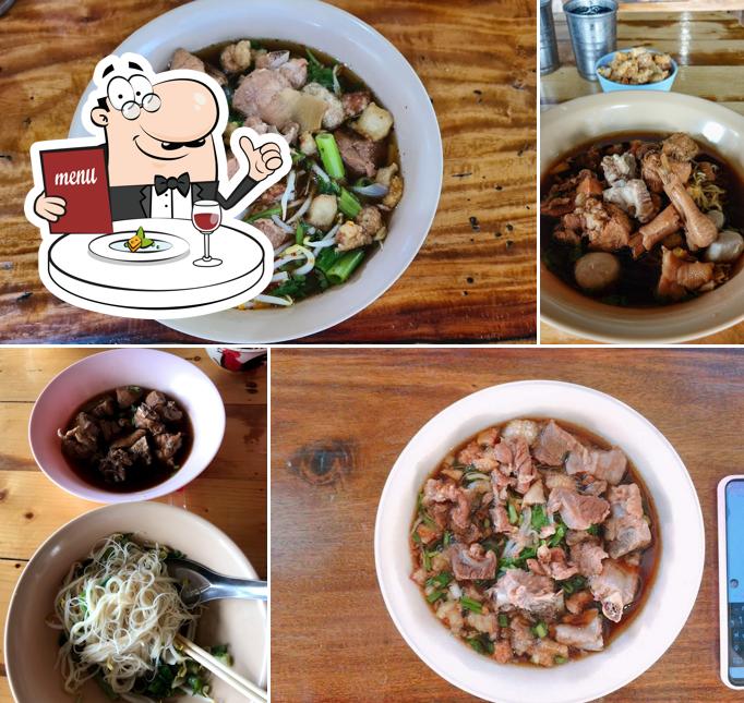 ป้านงค์ ก๋วยเตี๋ยวเนื้อนาหม่อม