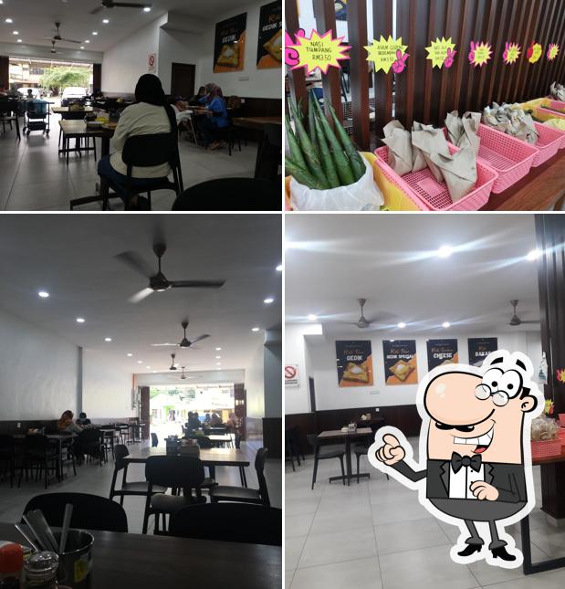 The W Kopitiam