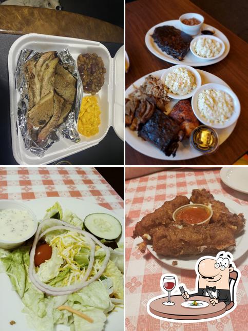 BW's Smokin' Barrels Barbecue