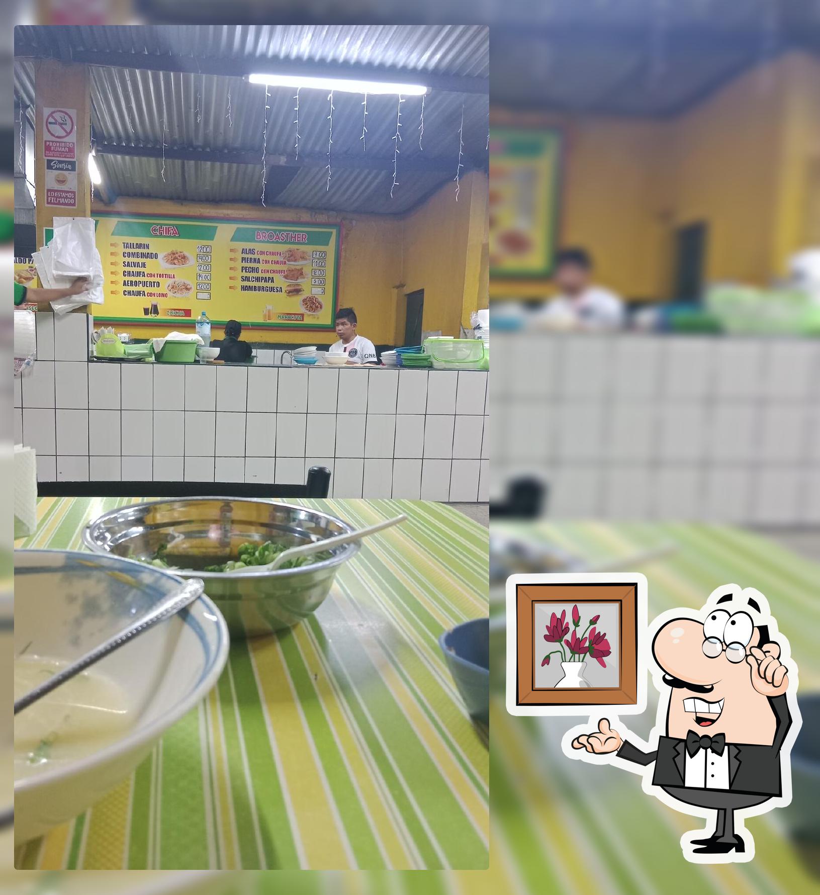 CALDO DE GALLINA CHIFA EL CHINO