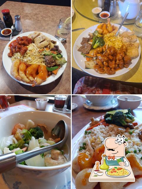 Moon Wok
