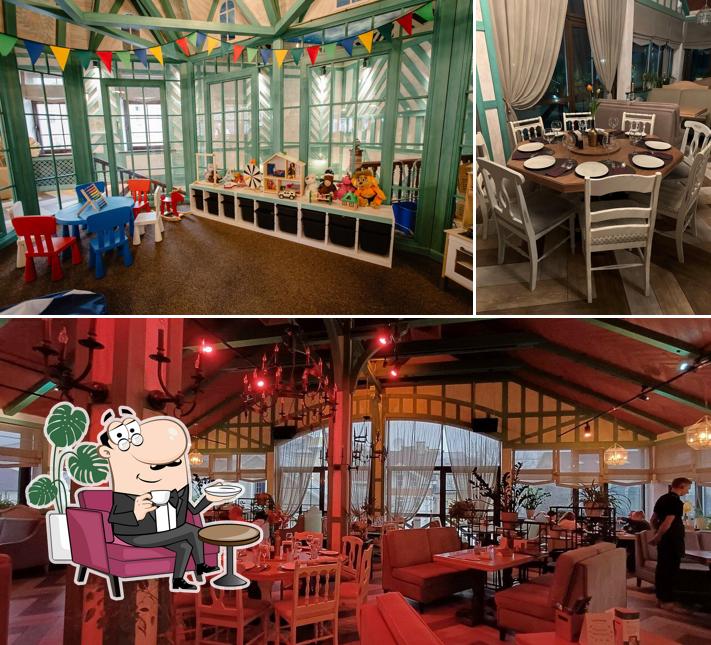 Интерьер "Дома у друзей"