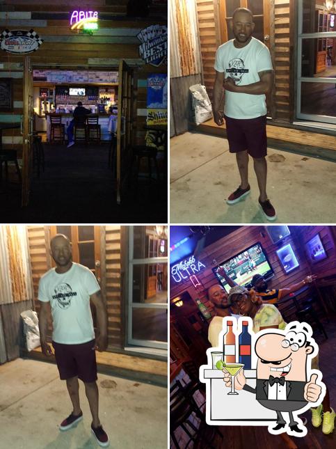Side Porch Daiquiris Bar