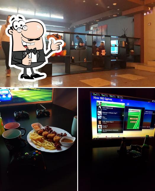 Time-cafe, PROектор