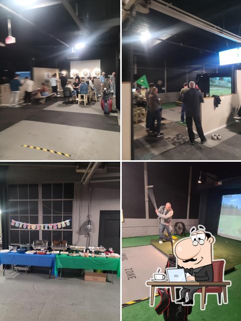 Tee Up Taproom golf simulators and bar
