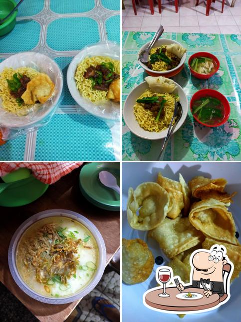 Nasi Kuning 77