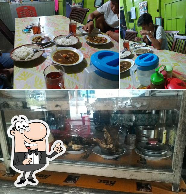Warung Sate kambing Bang Ijo patebon