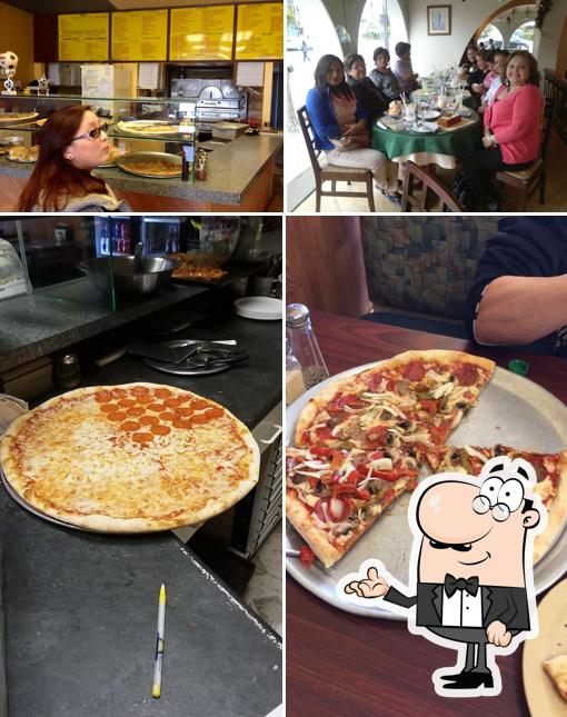Roman's Pizzeria & Restaurant