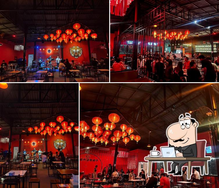 ซุ้มเสือ老虎 Tak
