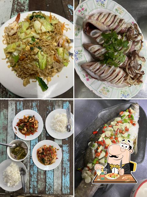 สมสุขตามสั่ง(ครัวแม่สุข)อร่อยทุกอย่าง
