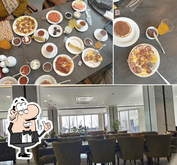 Bozorgi Restaurant