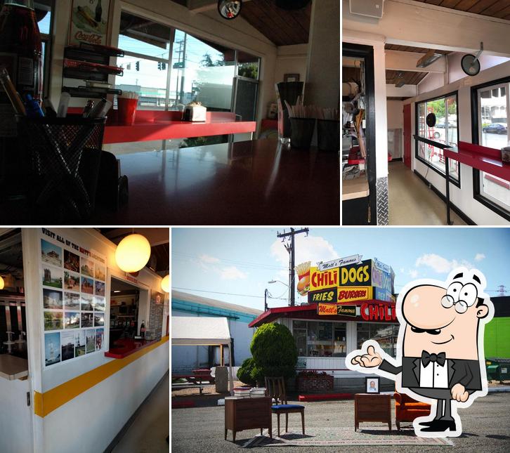 Matt's Famous Chili Dogs